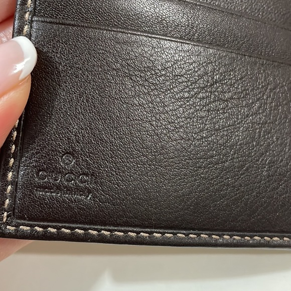 SOLD❤️AUTHENTIC GUCCI MONOGRAM Heart Logo Bifold Wallet❤️ - Picture 14 of 16